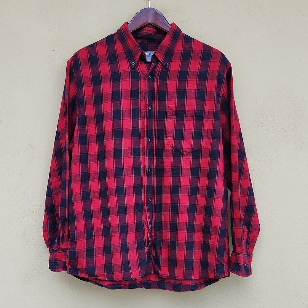 Merona Plaid Red and Black Men's Button-Down Shirt